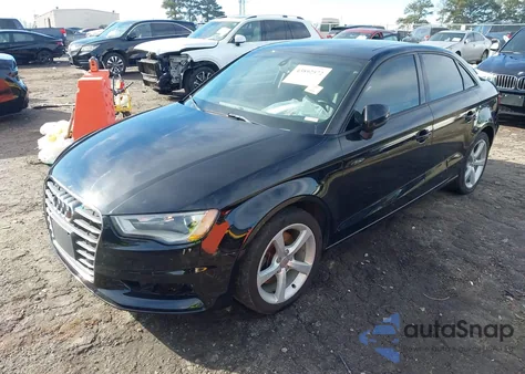 2015 Audi A3 2.0T Premium z USA, uszkodzony, nr VIN WAUBFGFF1F1129618